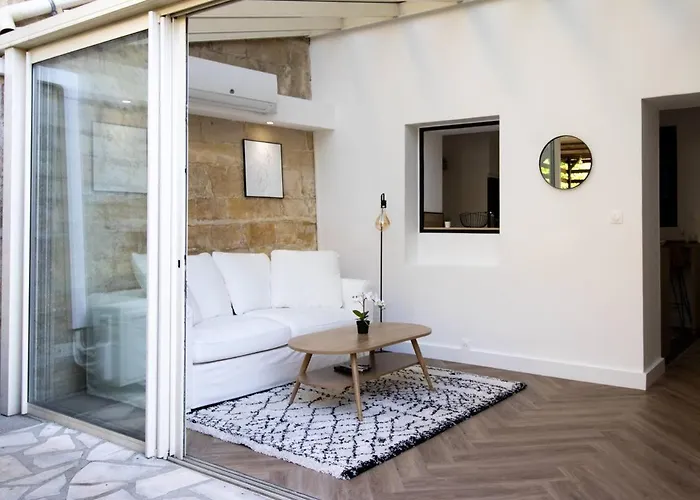 La Tour Napoleonienne Et Son Jacuzzi Διαμέρισμα